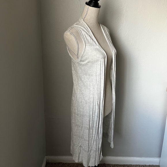 Cyrus gray long vest size S - Picture 3 of 7